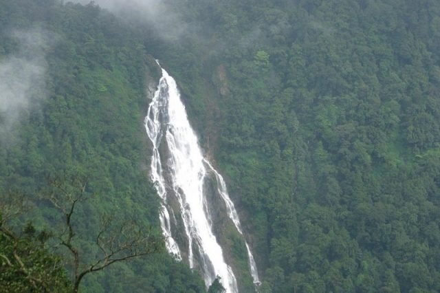 imgi_16_89087618Barkana